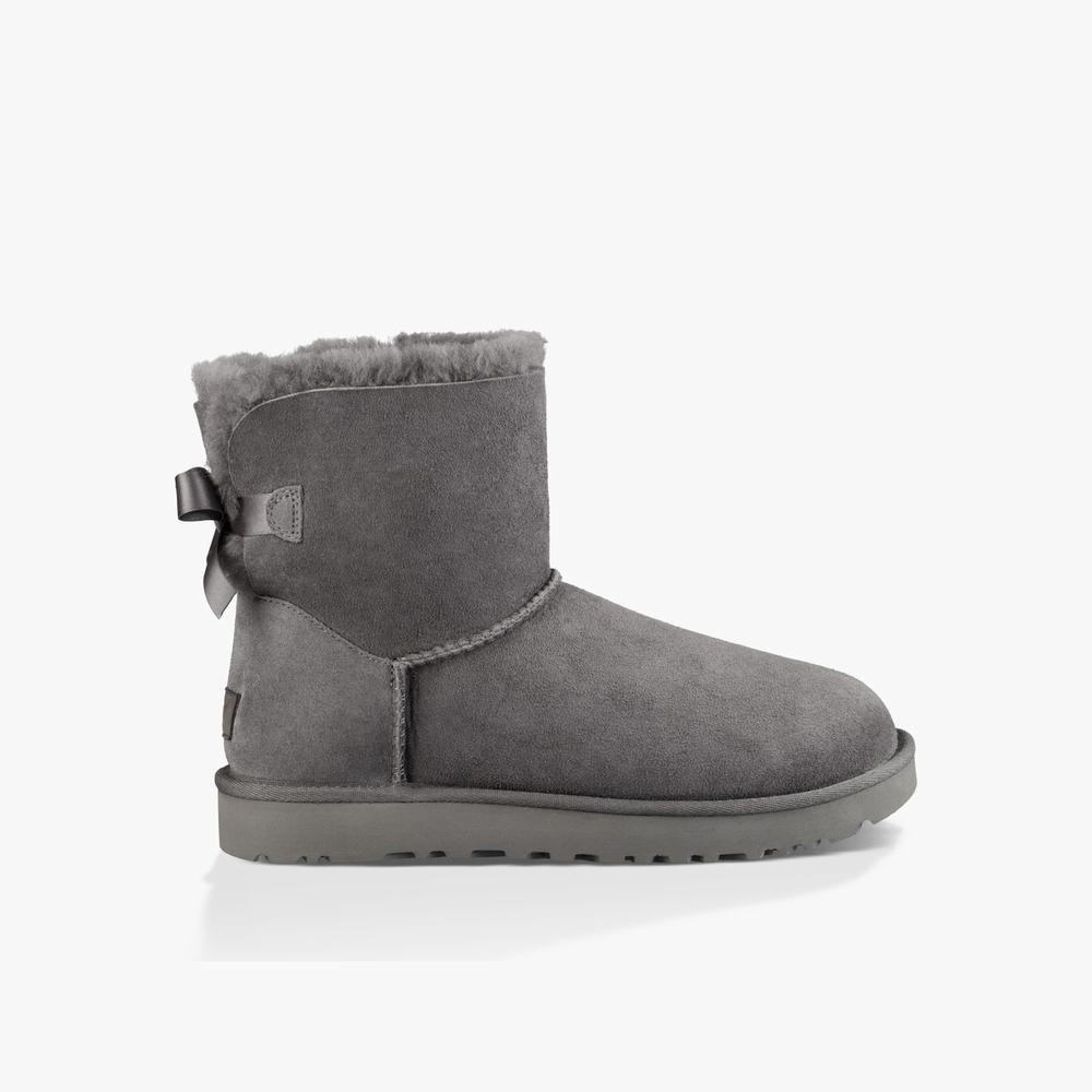 Bottes Classic UGG Mini Bailey Bow II Femme Grise Soldes 546JCGWB